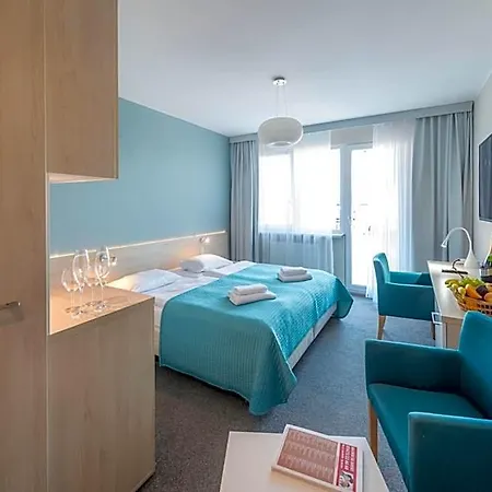 Aparthouse Nad Parseta Szpitalna 7 公寓式酒店 3*
