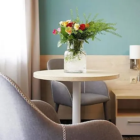 Aparthouse Nad Parseta Szpitalna 7 3* 科沃布热格